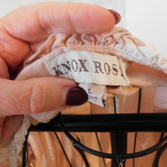 Ladies top - Picture 3 of 5